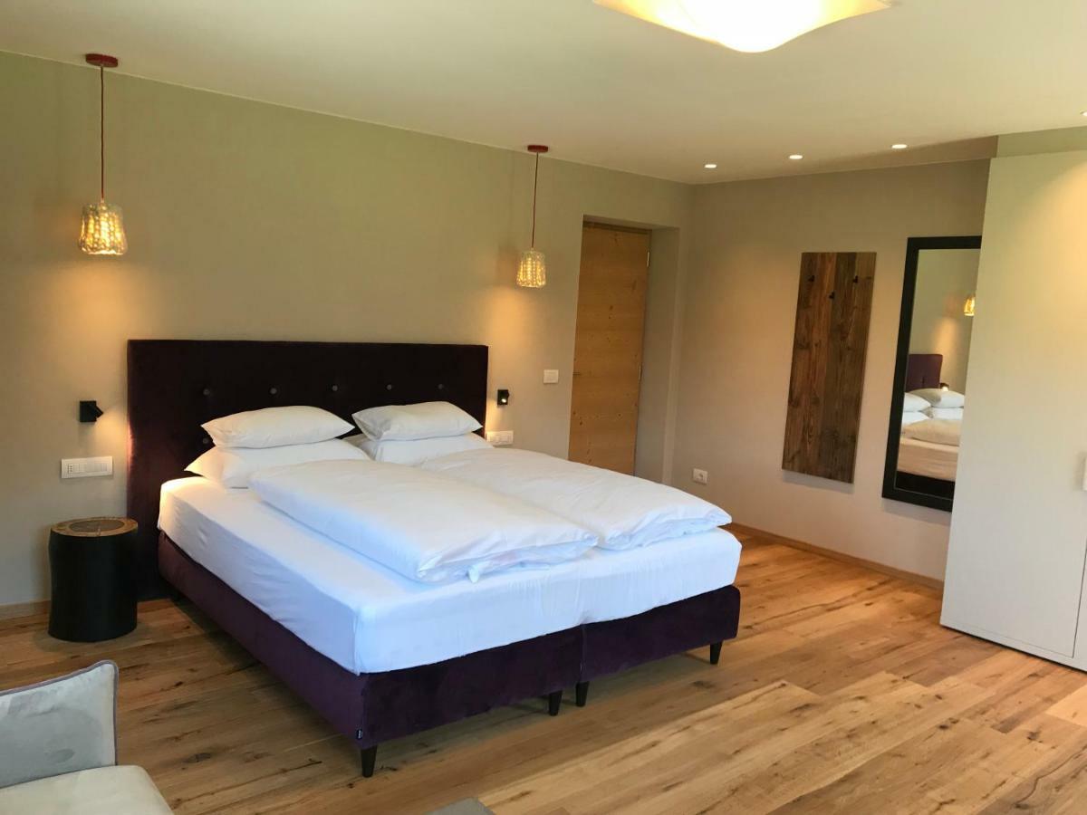Klein Fein Hotel Zum Graf Planca di Sopra Екстериор снимка
